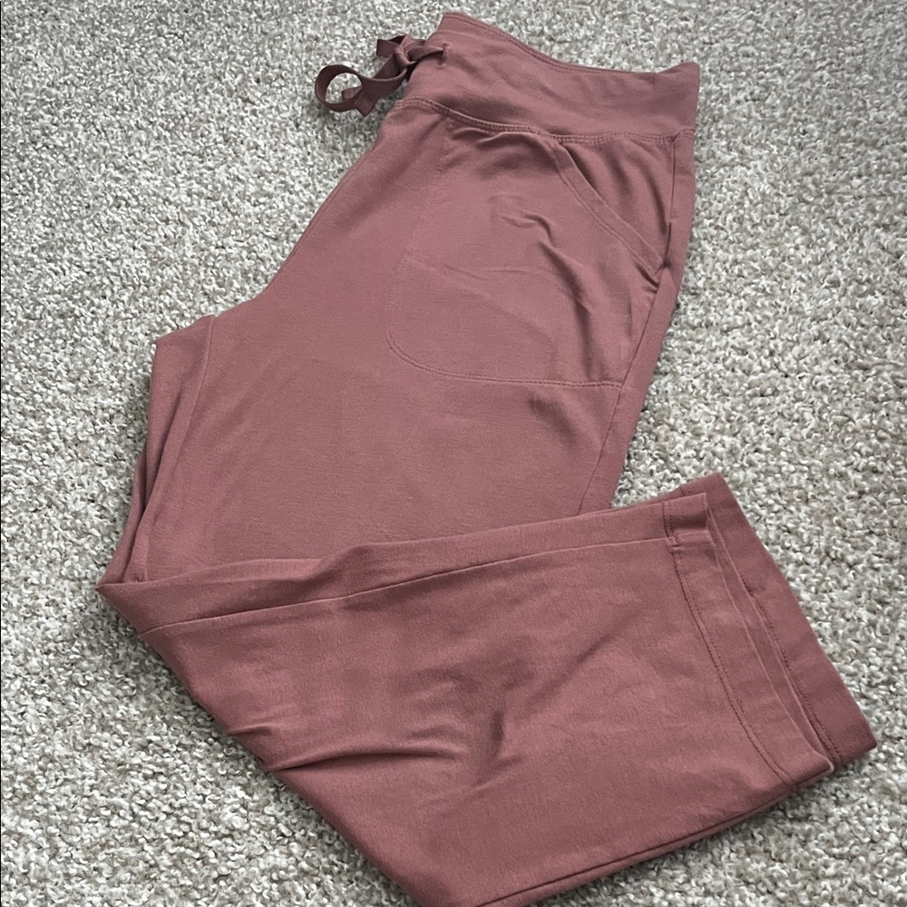 Rust Pink Drawstring Lounge Capris - Picture 4 of 6